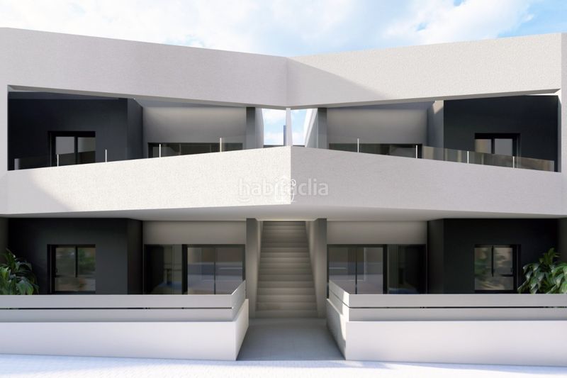 Foto f6f11890-5ec8-452e-81e6-8d1f7b224fc1. Casa amb piscina a San Miguel de Salinas