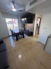 Flat in Calle estambres 4