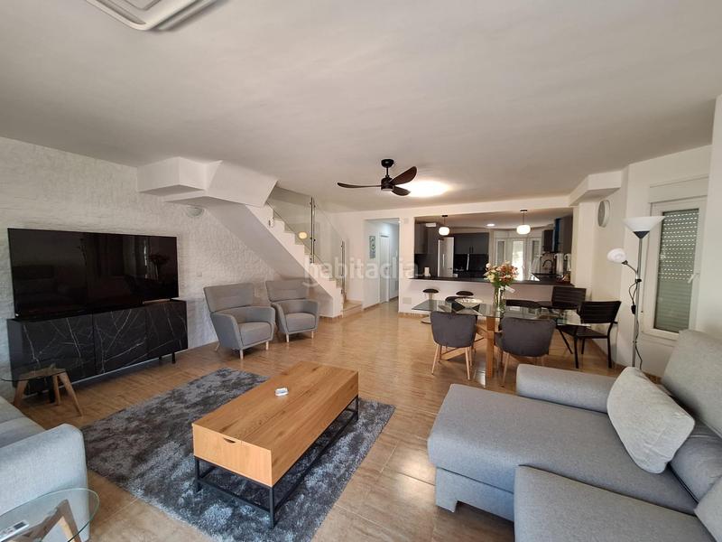 Foto 96b338ef-8650-4f37-8566-05d97799bf38. Rent semi detached house with parking pool in Los Boliches Fuengirola