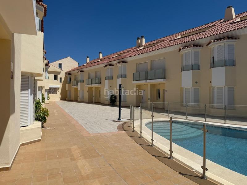 Foto e4e550b4-9e4d-45f0-9f25-76387339397e. Rent semi detached house with parking pool in Los Boliches Fuengirola