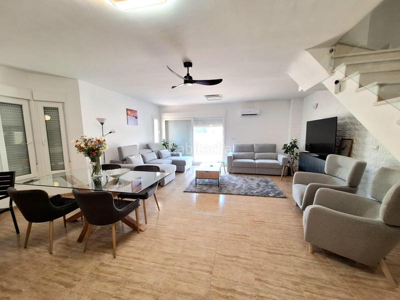 Foto fd74186a-96e4-45fa-9d0a-5ed1efbbf2c8. Rent semi detached house with parking pool in Los Boliches Fuengirola