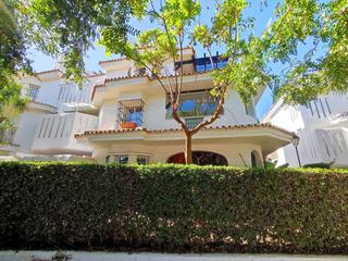 Rez-de-chaussée  Calle almogia. Elegante apartamento en la urbanizacion los naranjos  marbella