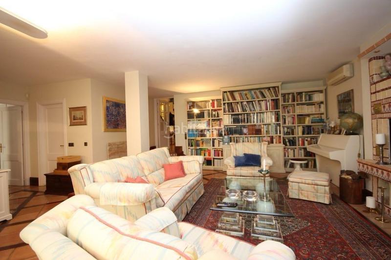 Foto 27e86822-e7f5-4d21-85ce-9aeb9766f5dc. Chalet exquisita villa en elviria en Santa María Marbella