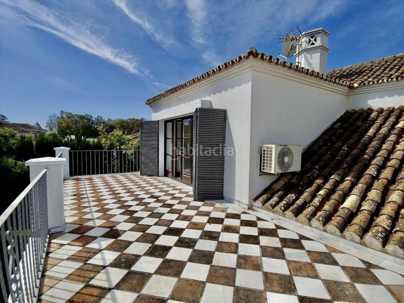 Foto 129b2bfd-a1dc-4184-84ec-25d5d2da3c2a. Chalet exclusiva villa cortijo en Guadalmina Baja en Marbella