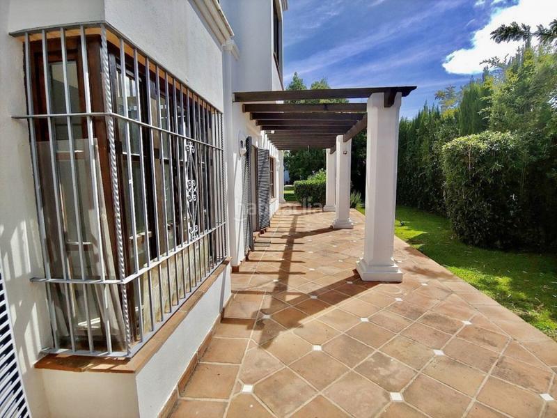 Foto 9622f977-a3d3-4858-84ed-dedd5cbdbbe5. Chalet exclusiva villa cortijo en Guadalmina Baja en Marbella