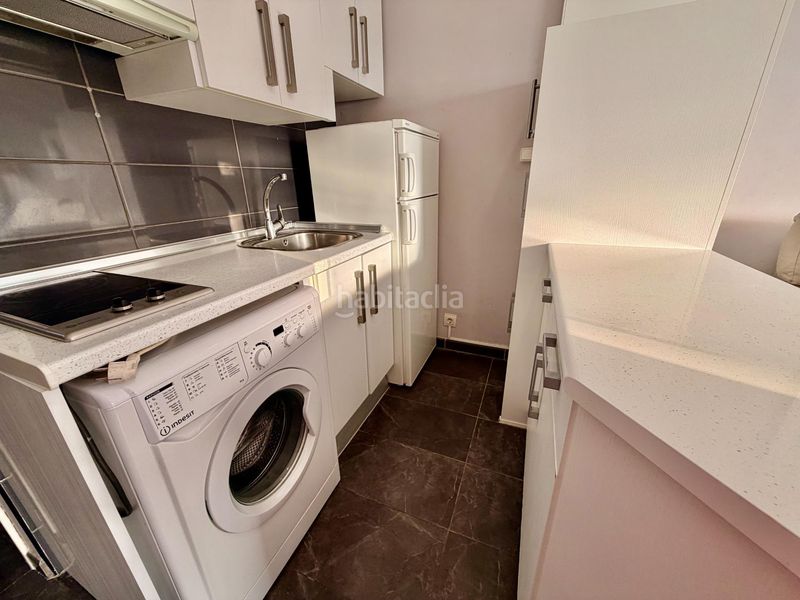 Foto 3dcb1558-2288-4bb9-8cb9-cbd5a62a0c21. Estudi amb calefacció aparcament piscina a Solymar Benalmádena