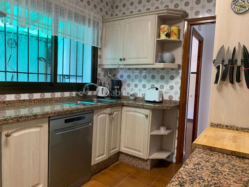 Foto 0d507f56-8596-4276-ab0c-4e98bb73c605. Casa amb aparcament a la cala Mijas Mijas