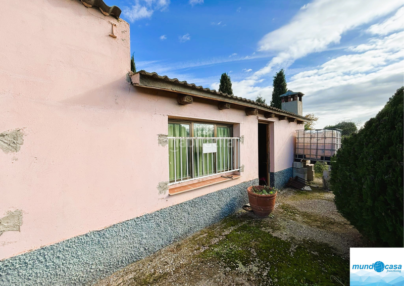 Foto 15d8be27-b696-418e-be0b-f168b6e4b6dd. Country house with parking in Peñaflor Zaragoza