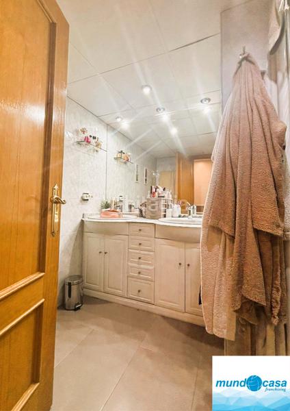 Foto 04d3a74c-ad70-415f-b2a6-435ff1b85441. Flat in plaza ángel sanz briz 2 in La Granja Zaragoza