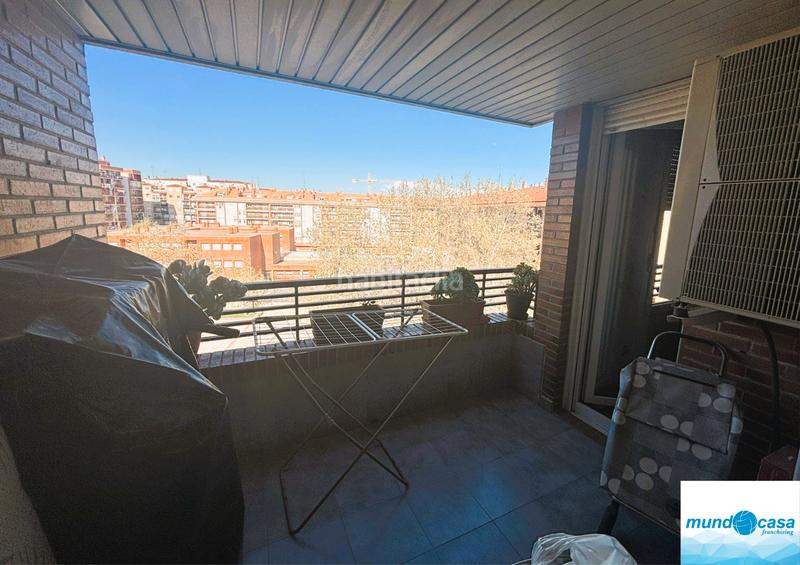 Foto 096ffa95-1cc9-4d02-b619-ce2fdc48ef51. Flat in plaza ángel sanz briz 2 in La Granja Zaragoza