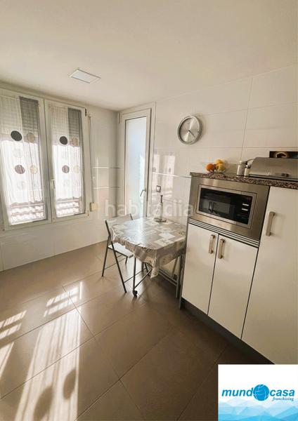 Foto 9096fa7e-2e0b-404b-8bb2-fcc1a36b2352. Flat in plaza ángel sanz briz 2 in La Granja Zaragoza