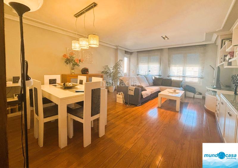 Foto 95a4aef9-2085-430a-a6ab-9d5719d7a216. Flat in plaza ángel sanz briz 2 in La Granja Zaragoza