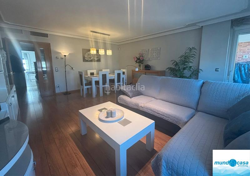 Foto a37838c4-1622-4171-b1b3-9cc8031b552a. Flat in plaza ángel sanz briz 2 in La Granja Zaragoza