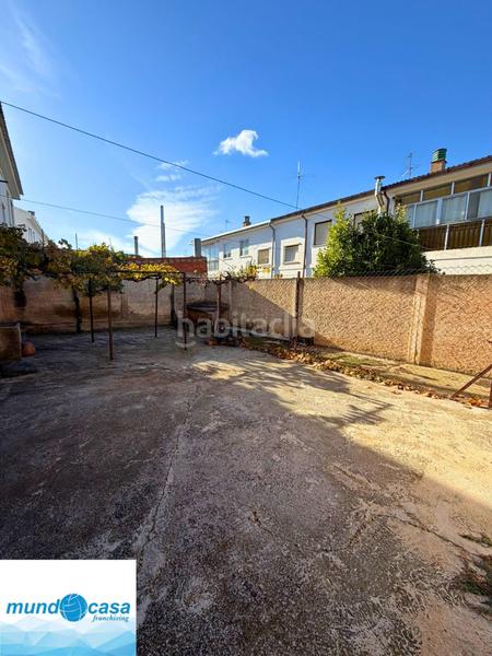 Foto 356ce1d1-dbad-4974-bd04-0b24fe59db26. Casa adossada amb calefacció a Épila