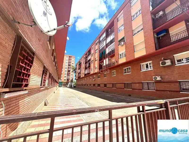 Foto 9ef72033-96e9-4329-a3bd-0530212e602a. Pis amb calefacció a Las Fuentes Zaragoza