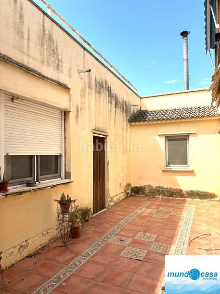 Foto 5ca03518-65a1-4467-810e-9d5a198b98f8. Casa adossada amb calefacció aparcament a Escatrón