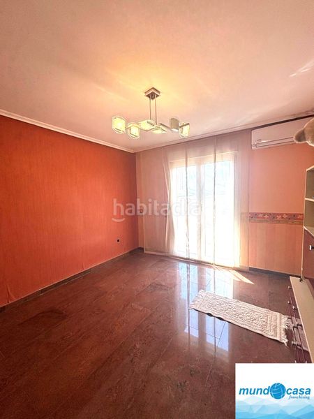 Foto a276fe59-26ef-404b-a949-44ec01f39acb. Casa adossada amb calefacció aparcament a Escatrón