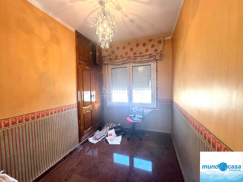 Foto a89dfefc-7699-44a1-8510-ebaee87ce492. Casa adossada amb calefacció aparcament a Escatrón