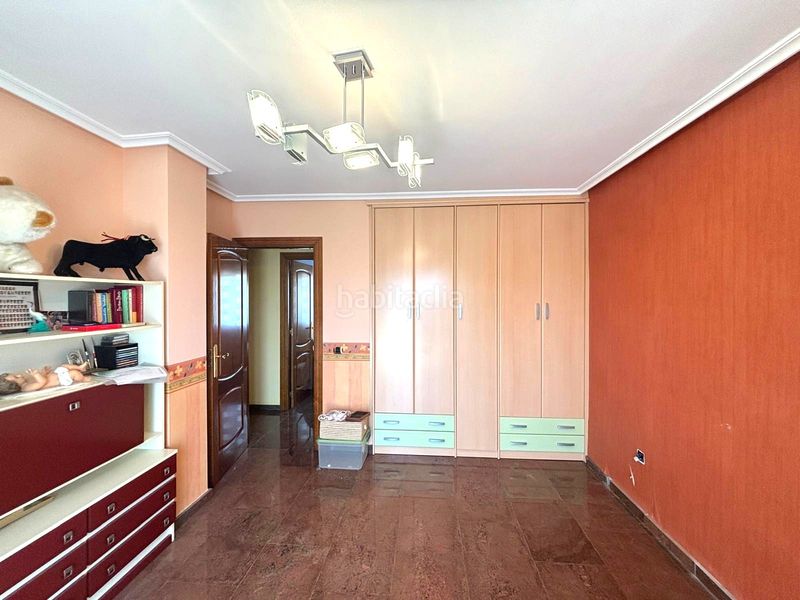 Foto aa5676bc-bd95-4b9e-b345-436d4d67028a. Casa adossada amb calefacció aparcament a Escatrón