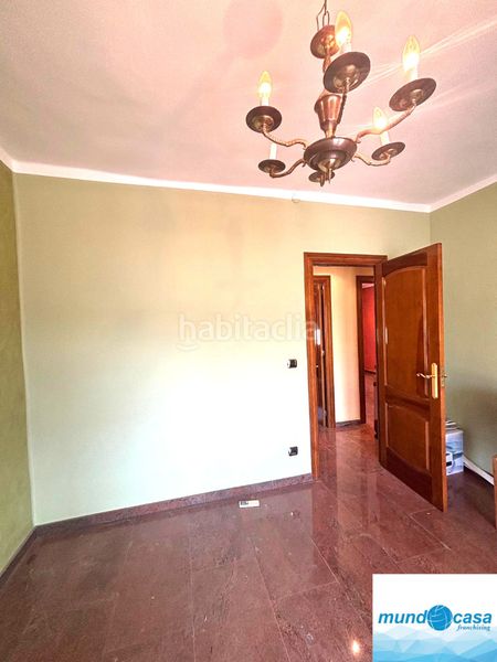 Foto f20099f2-4937-4409-945a-8d396d81a96c. Casa adossada amb calefacció aparcament a Escatrón