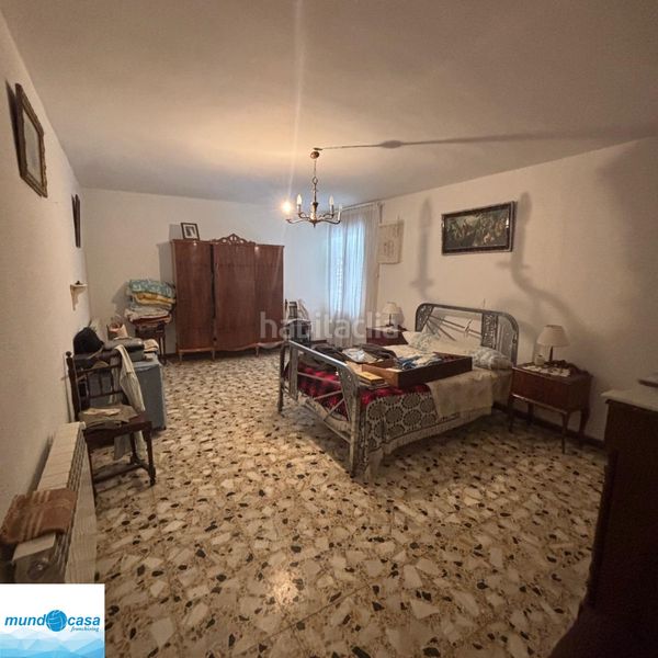 Foto 19055d65-4ae6-440b-a57a-d143872dae1a. Casale con camino in Escatrón