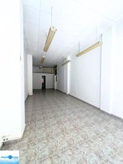 Local Comercial a Calle de Florián Rey