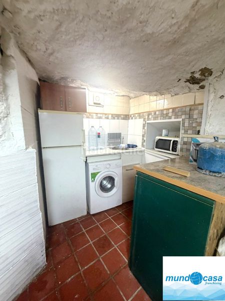 Foto 0c8aba7d-5b16-478d-adb8-d7e56f8b39fd. Casa amb xemeneia calefacció aparcament a Urrea de Jalón