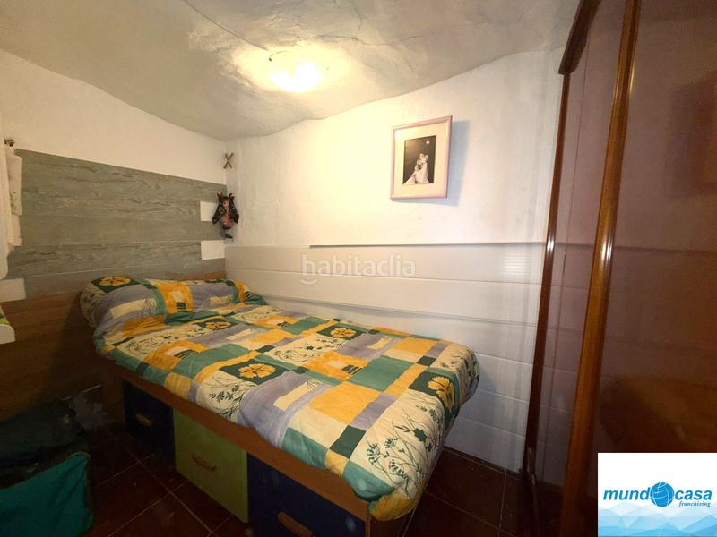 Foto 37425245-8721-4175-b4fa-a4c2bf7b19bc. Casa amb xemeneia calefacció aparcament a Urrea de Jalón