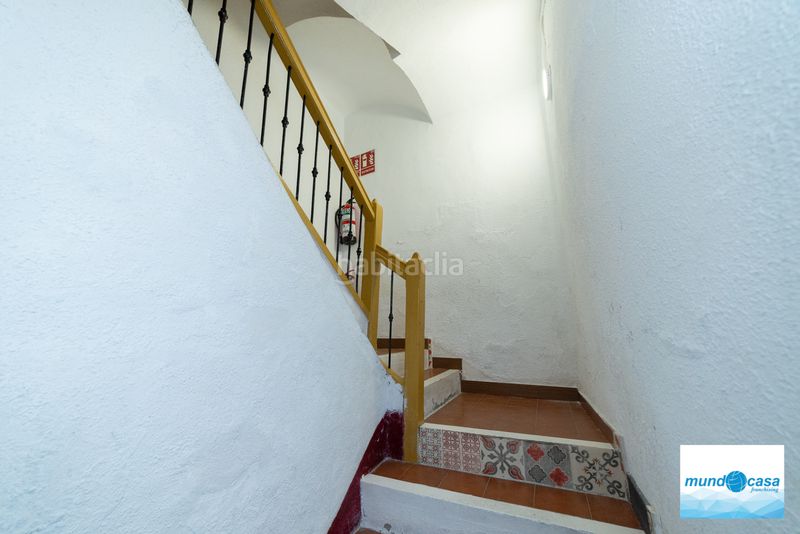 Foto e7d63efa-0df9-434f-8ab7-b095007743ac. Dúplex amb xemeneia calefacció a La Magdalena Zaragoza