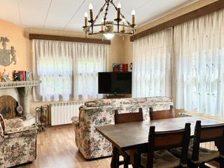 Casa  Rocamora. Casa en bagà a la venta con jardín y garaje de 4 habitaciones en