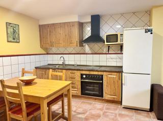 Appartement  Berga. Piso con altillo en terradellesbag con 3 habitaciones