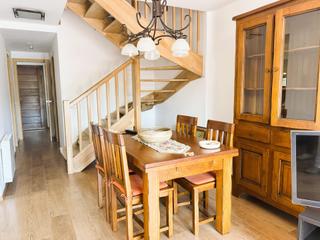 Rent Flat  De sant esteve. Alquiler pisodúplex en bagà! con vistas, ascensor y 3 dormitorio