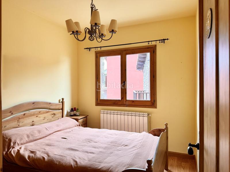 Foto b46fcbac-6934-455c-bdb7-0984561703cd. House with heating parking in Castellar de n´Hug