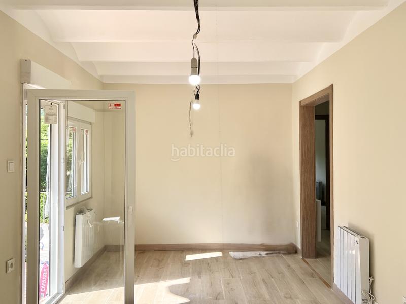 Foto 929f4b5e-1a3e-470e-b5b3-c1761d94a3ba. Piso  con balcón a la venta en Guardiola de Berguedà