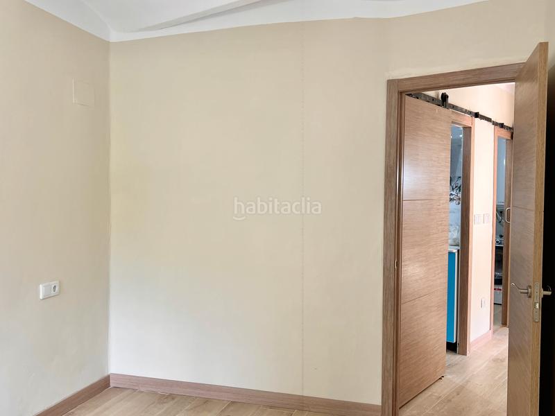 Foto b46e5c18-e297-444d-b784-9eb578149941. Piso  con balcón a la venta en Guardiola de Berguedà