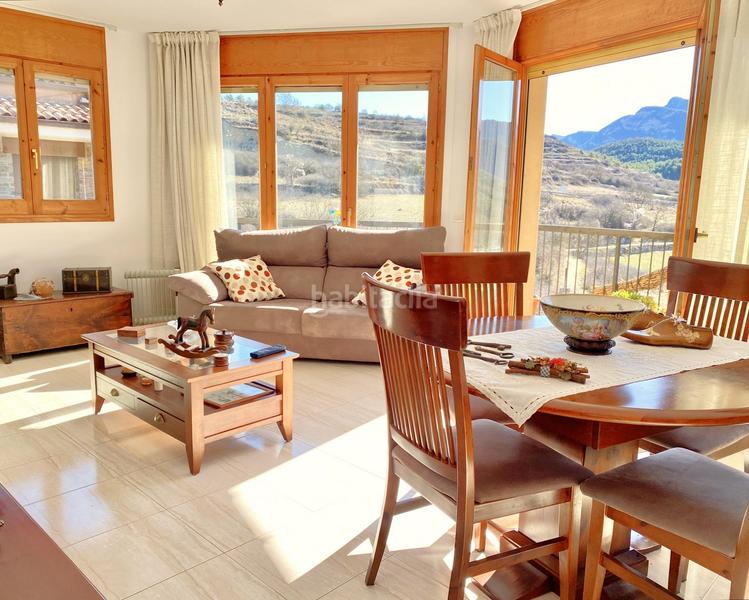 Foto 800b6a83-7374-40a2-b1cb-b4112620a7d2. Flat with heating in Bagà