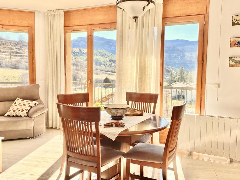 Foto c96ad815-ceaf-424f-9d2d-4424bf90ba65. Flat with heating in Bagà