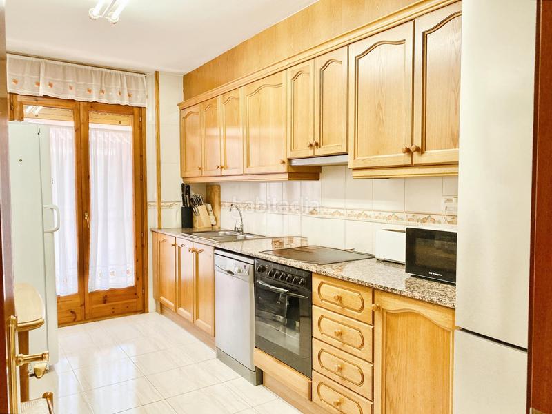 Foto cc2ce67b-2488-48aa-845f-19120a103a35. Flat with heating in Bagà