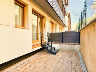 Flat in Bag�. Se vende precioso piso con terraza en terradellas con 2 dormitor