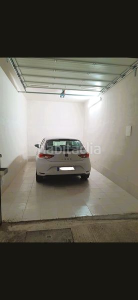 Foto 2369568d-0e5e-4f44-8ba3-abb95da45566. Aparcament cotxe a Berga