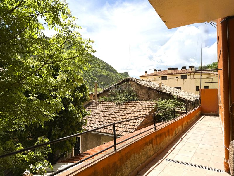 Foto f0b2ffef-6cd8-46dc-ba44-bb1476dfe36b. Pis a Guardiola de Berguedà