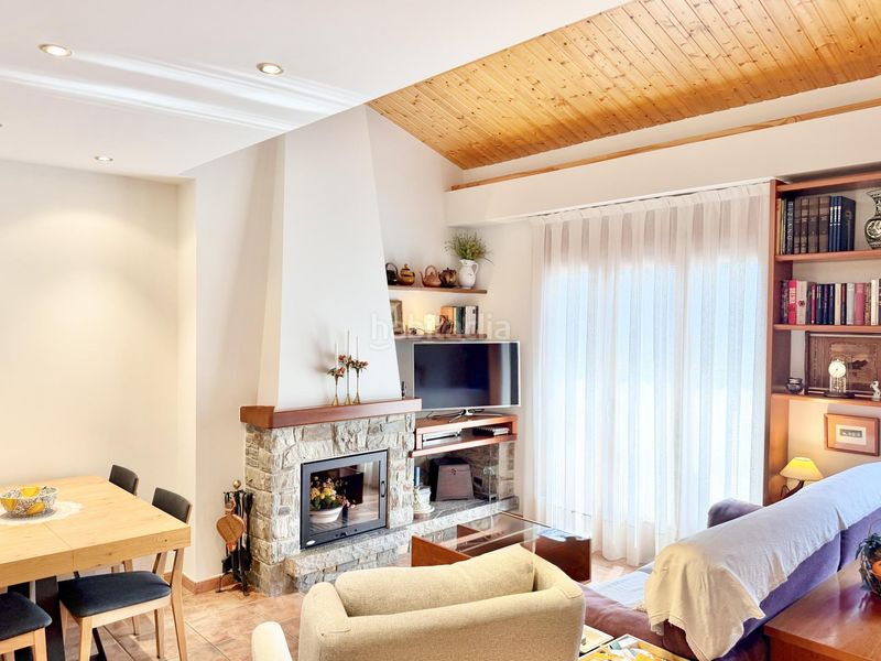 Foto a06ca6a0-6956-4c13-a384-0ccf7333c9ca. Duplex con riscaldamento in Bagà