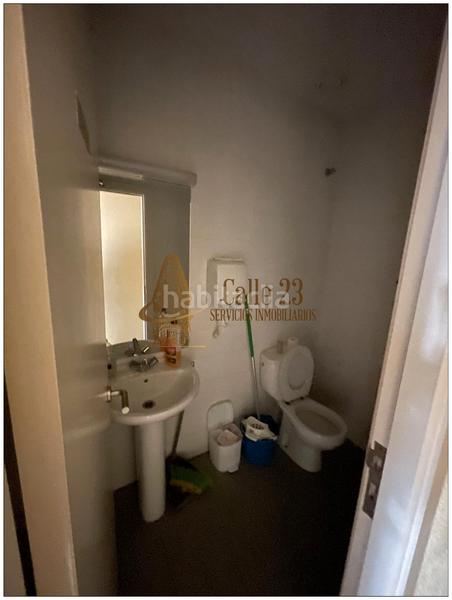 Foto 07661902-0585-4ff0-bbda-ff15b7a24fd6. Location local commercial avec chauffage dans Centro Huelva