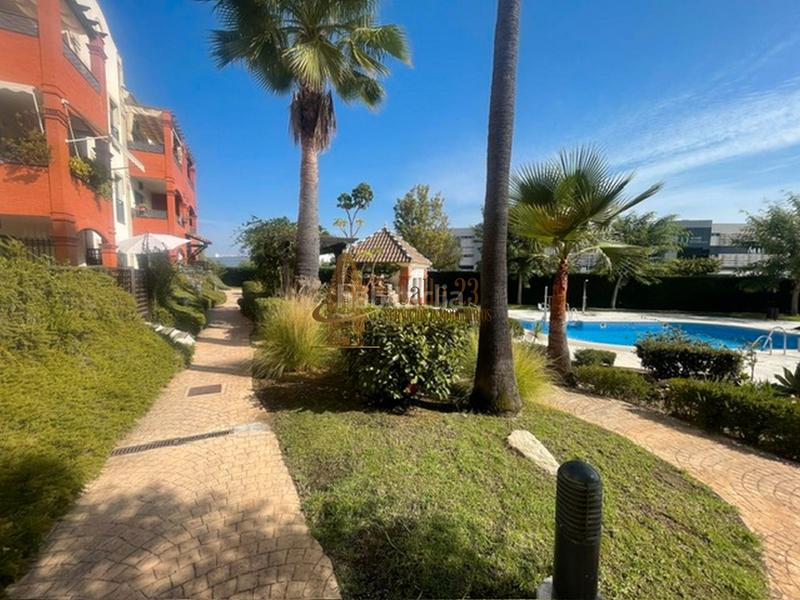 Foto ecbd8eb4-eca7-4e0c-9548-dbe9be7e00d3. Attique avec parking piscine dans Corrales Aljaraque