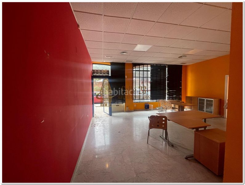 Foto 6604f0c9-0b1f-4d1c-a918-32b8cb13ba29. Local comercial amb calefacció a El Portil