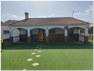Chalet in Zalamea la Real