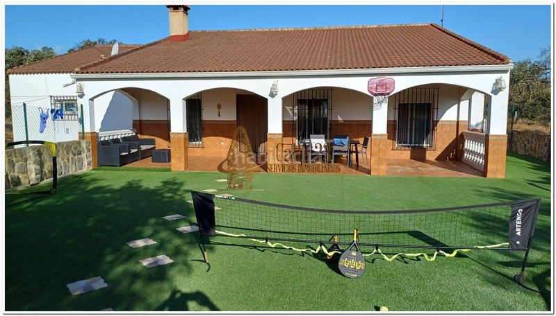 Foto f035b6d6-eec6-4365-b086-ffc8b333d4ce. Xalet amb xemeneia calefacció aparcament piscina a Zalamea la Real