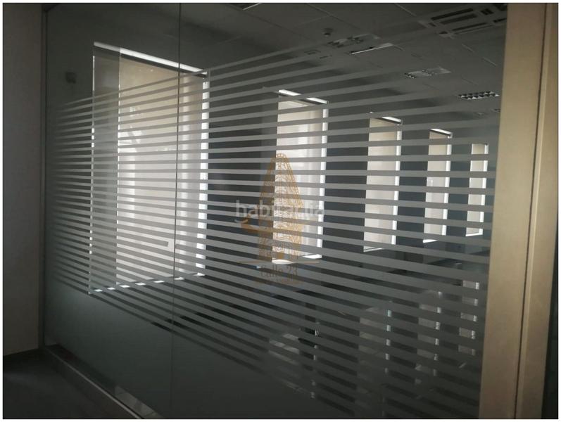 Foto 88b9aa31-bb98-41ec-8665-9e347c0f3eb8. Alquiler local comercial en Centro Huelva