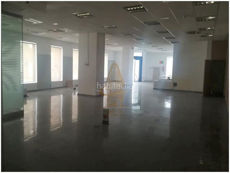 Foto bc54dbbd-73a2-49b1-a934-0e19fd25f73d. Lloguer local comercial amb calefacció a Centro Huelva