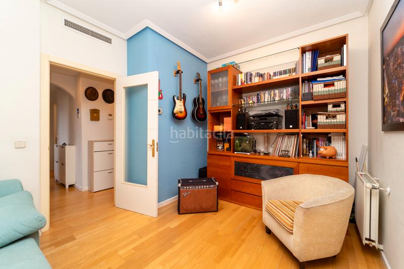 Foto 06bf3911-6dff-4bb4-91bd-db0254da40e3. Flat with heating parking pool in Guindalera Madrid